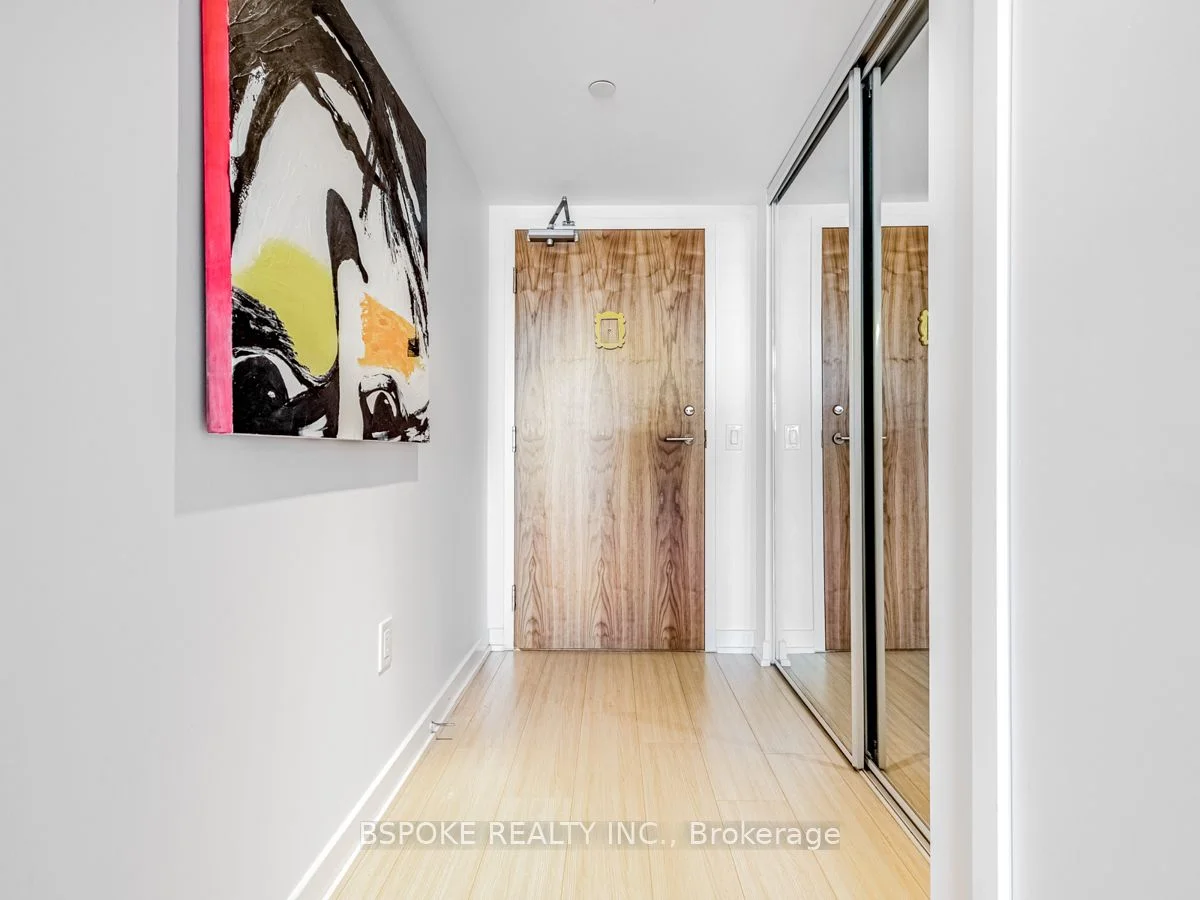 75 Queens Wharf Road 3303, Toronto C01, ON M5V 0J8