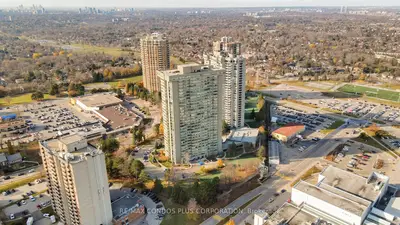 Condo Apartment in Toronto