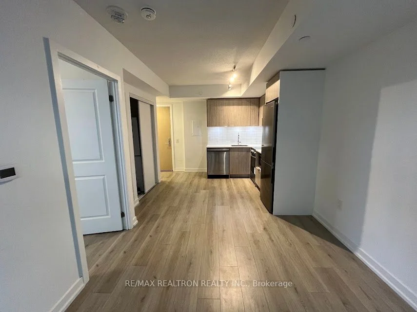 395 Bloor Street E 1304, Toronto C08, ON M4W 0B4