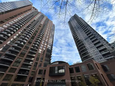 Condo Apartment in Toronto