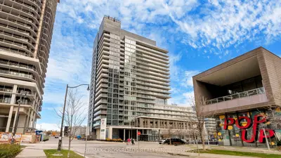 Condo Apartment in Toronto