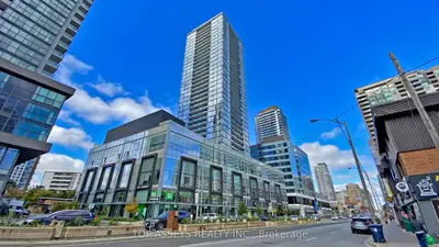 Condo Apartment in Toronto