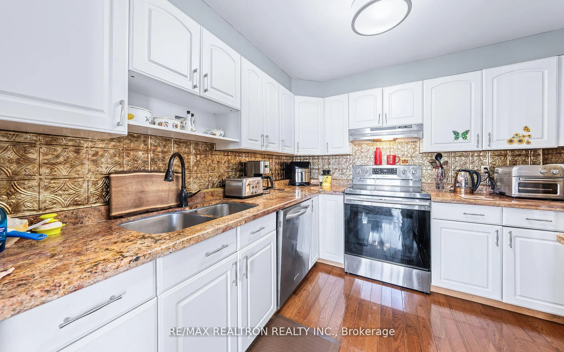 5460 Yonge Street 1209, Toronto C07, ON M2N 6K7