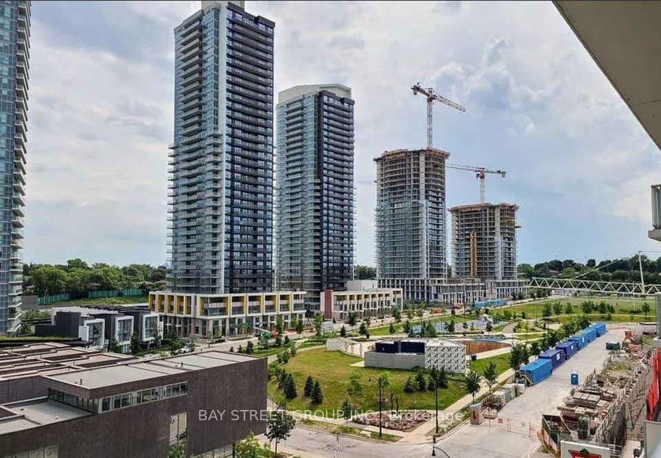 Condo Apartment in Toronto