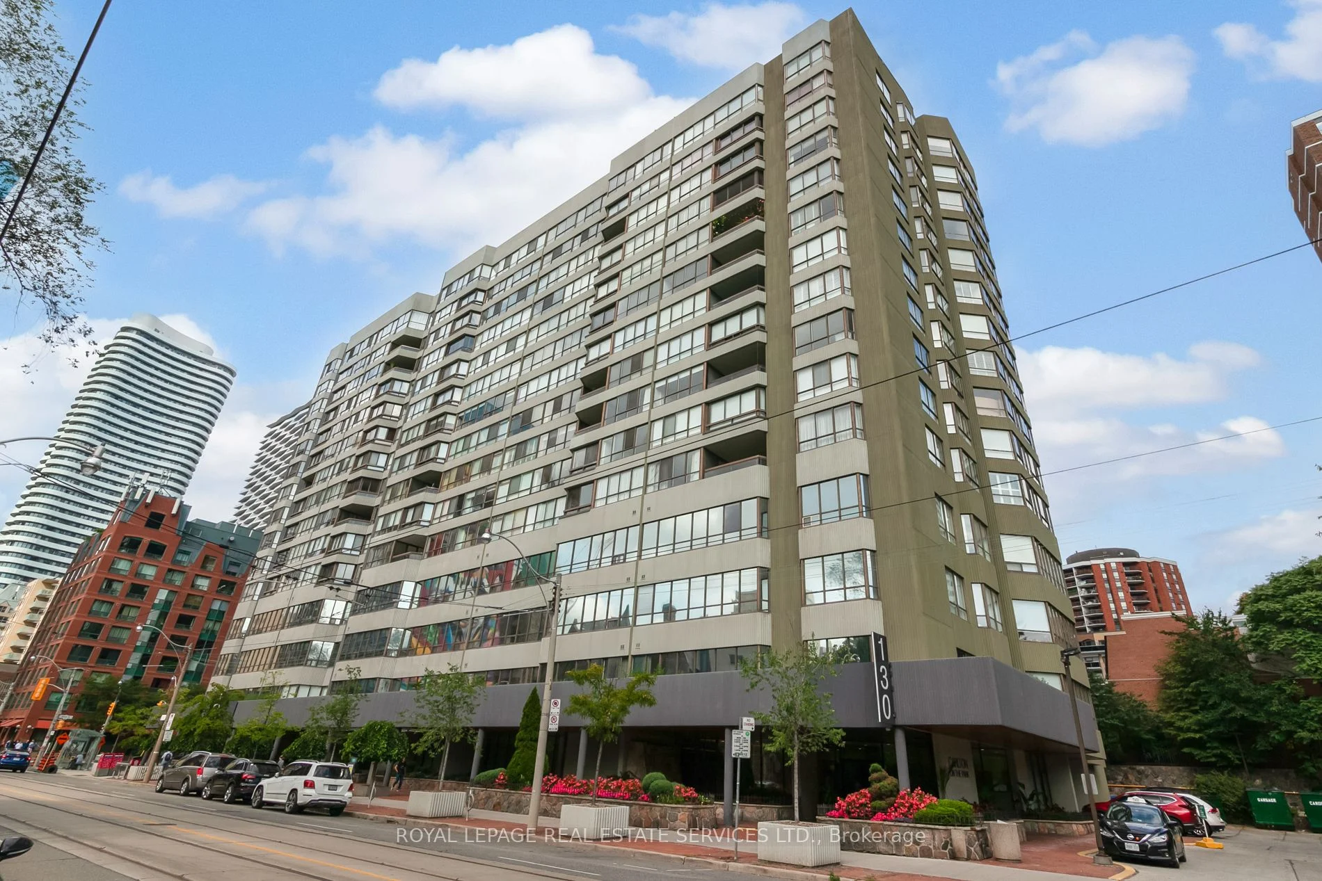Condo Apartment in Toronto