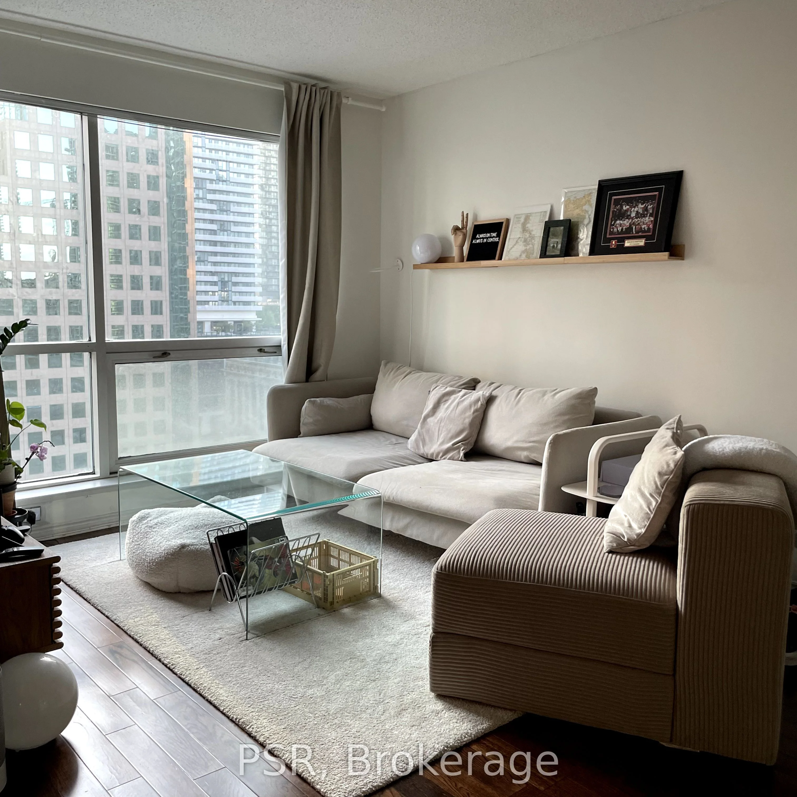 10 Queens Quay W 1509, Toronto C01, On M5j 2r9