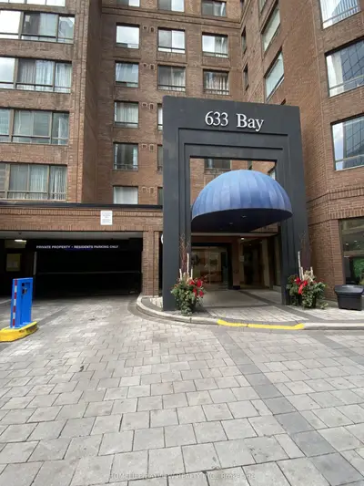 Condo Apartment in Toronto