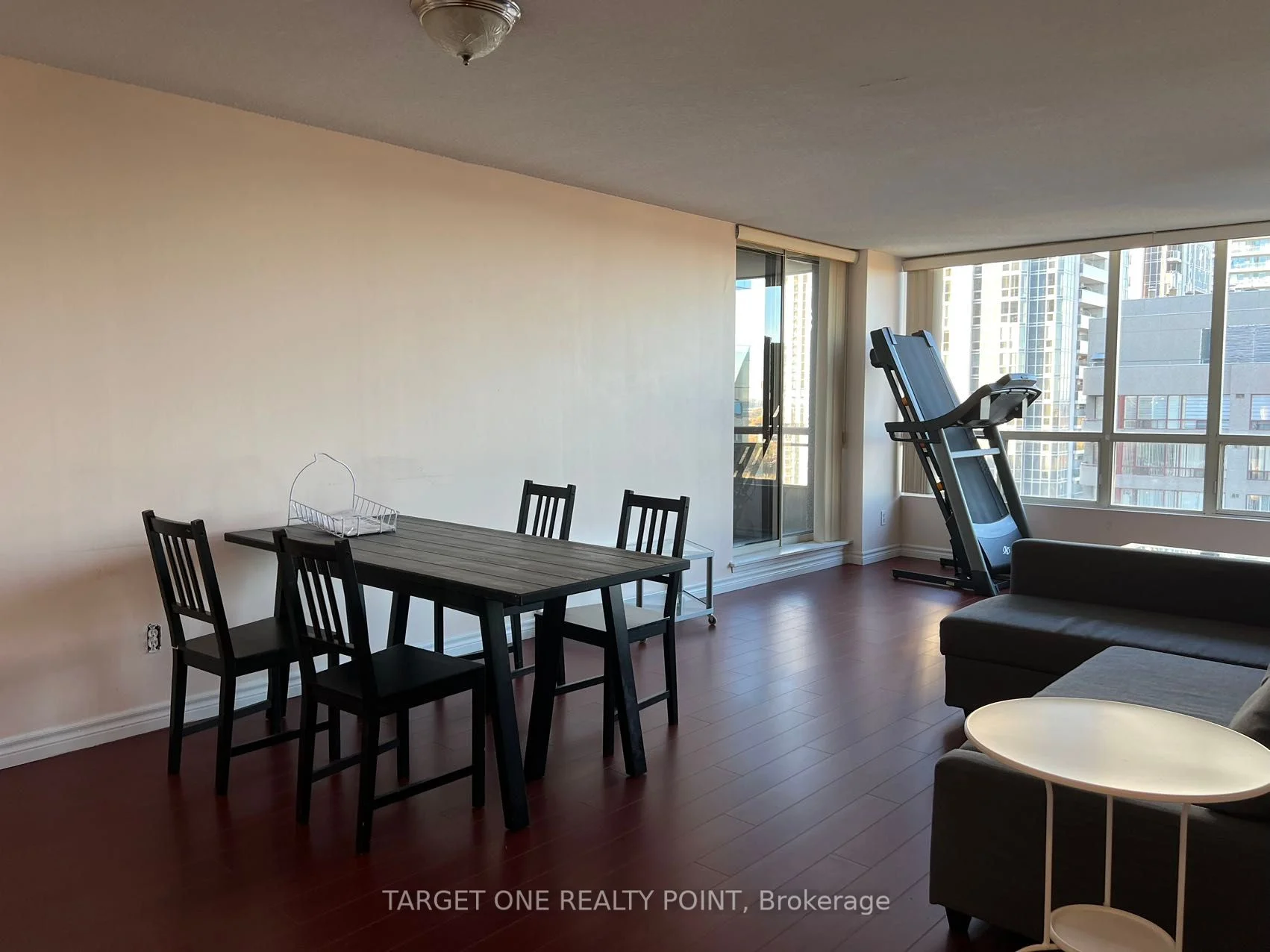 5765 Yonge Street 1604, Toronto C14, ON M2M 4H9