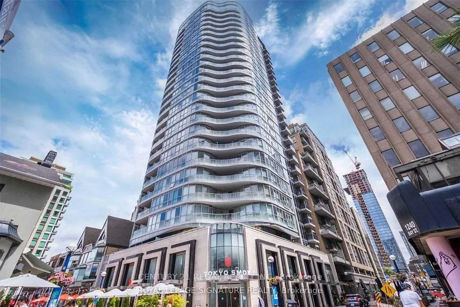 88 Cumberland Street 1103, Toronto C02, On M5r 0c8