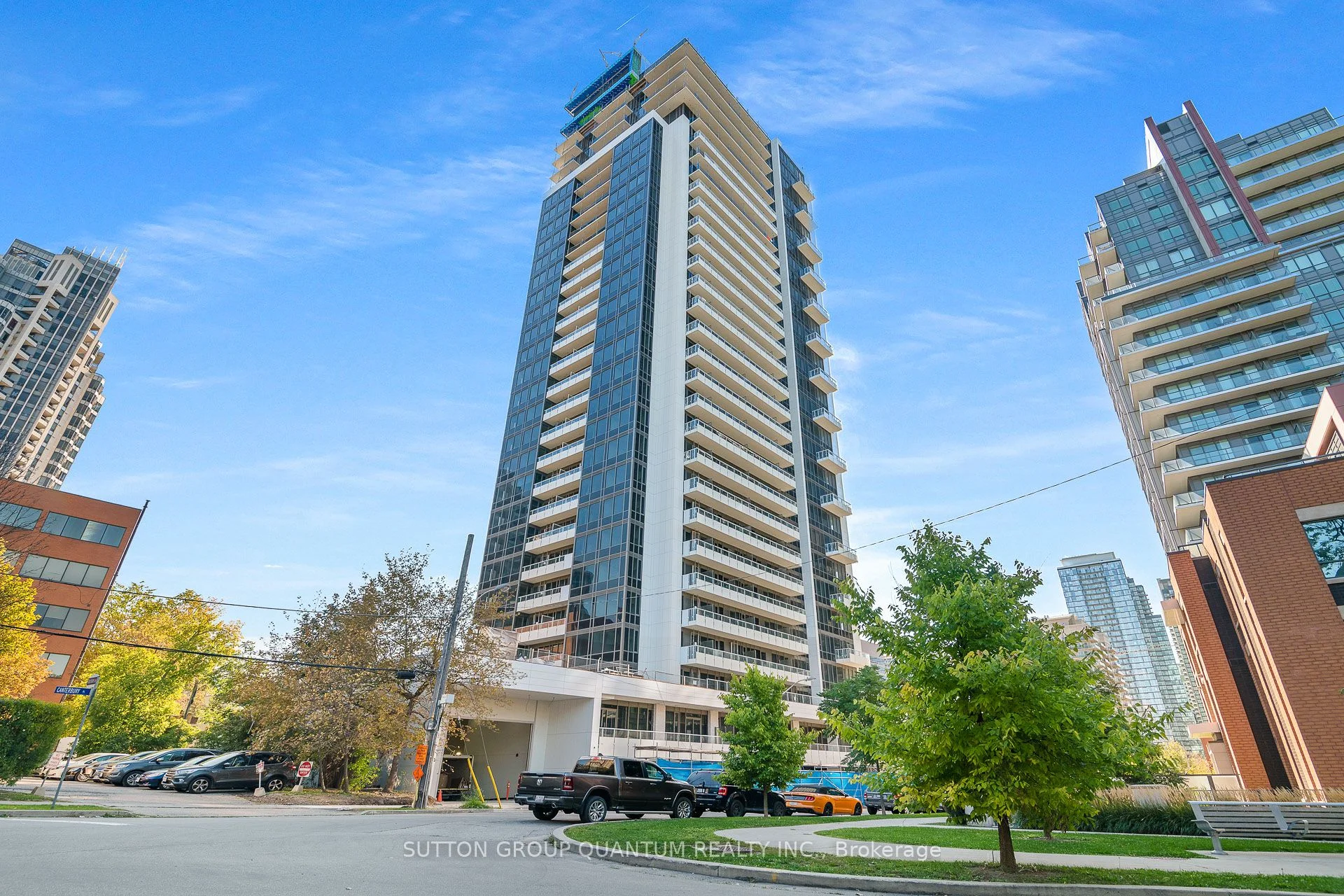 75 Canterbury Place 2711, Toronto C07, On M2n 0l2