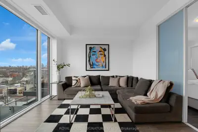Condo Apartment in Toronto