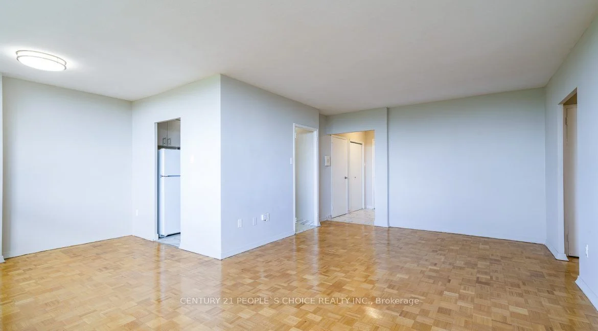 2960 Don Mills Road 1109, Toronto C15, ON M2J 3B8