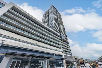 Condo Apartment in Toronto