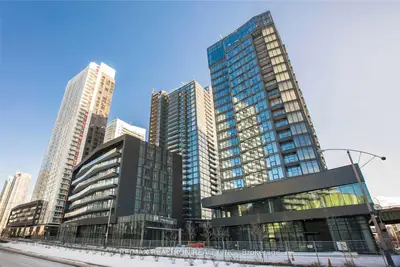 Condo Apartment in Toronto
