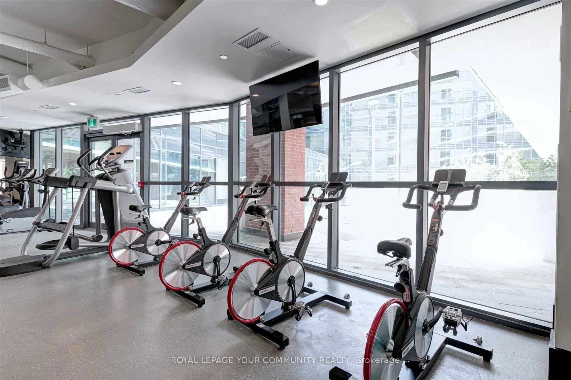 38 Iannuzzi Street Uph09, Toronto C01, ON M5V 0S2