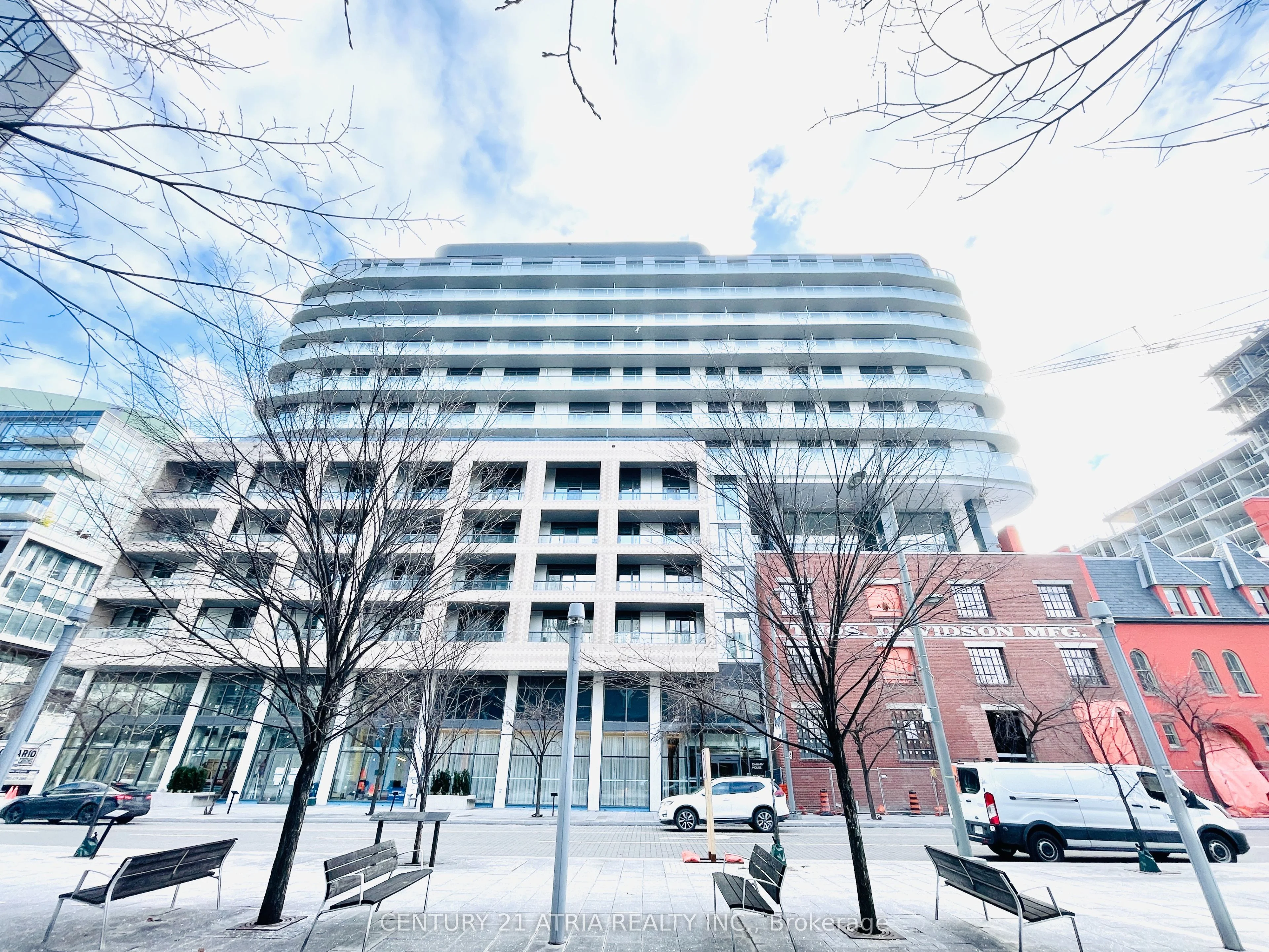 Condo Apartment in Toronto