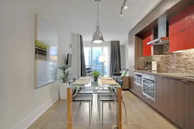 Condo Apartment in Toronto