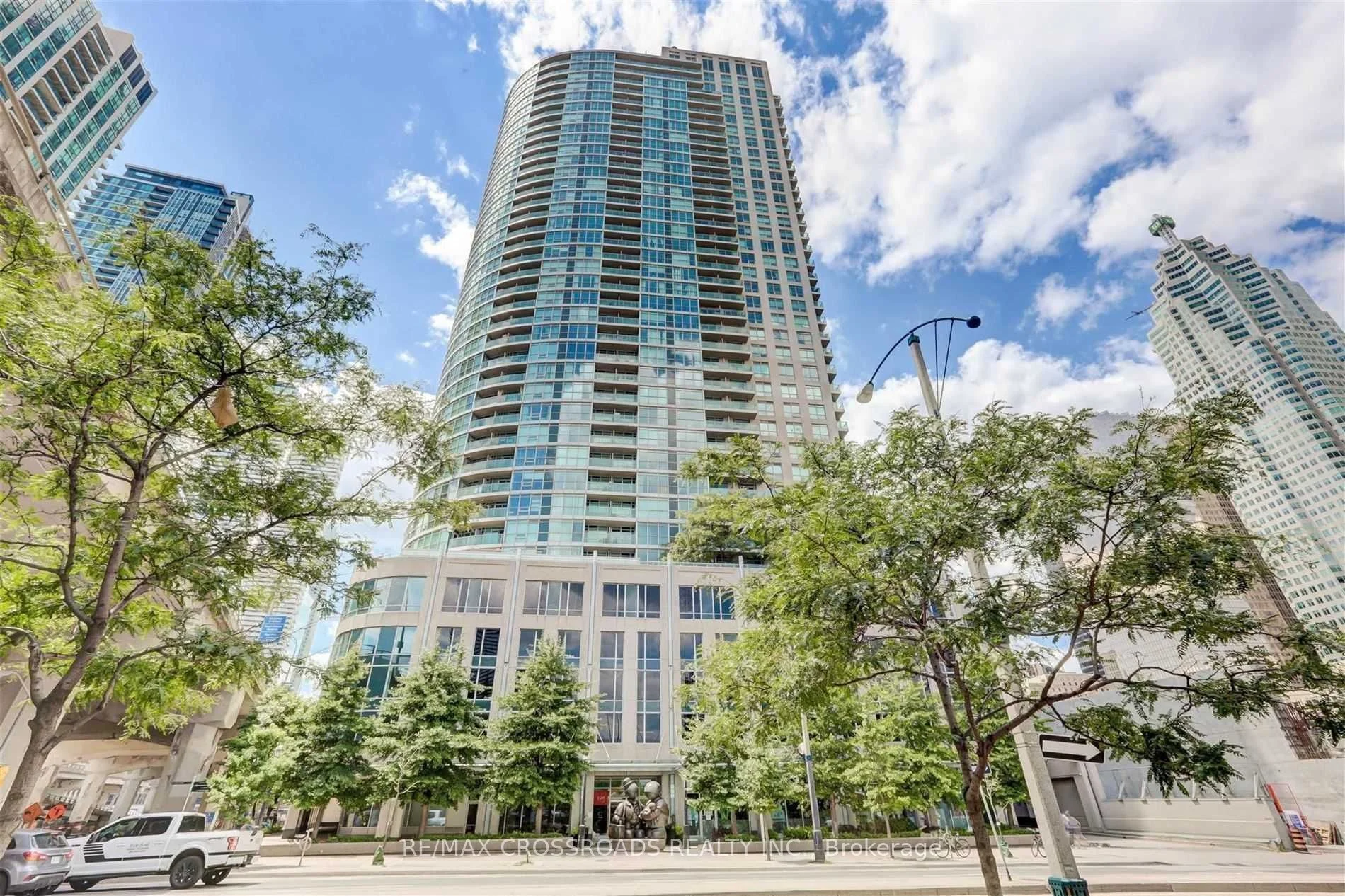 Condo Apartment in Toronto
