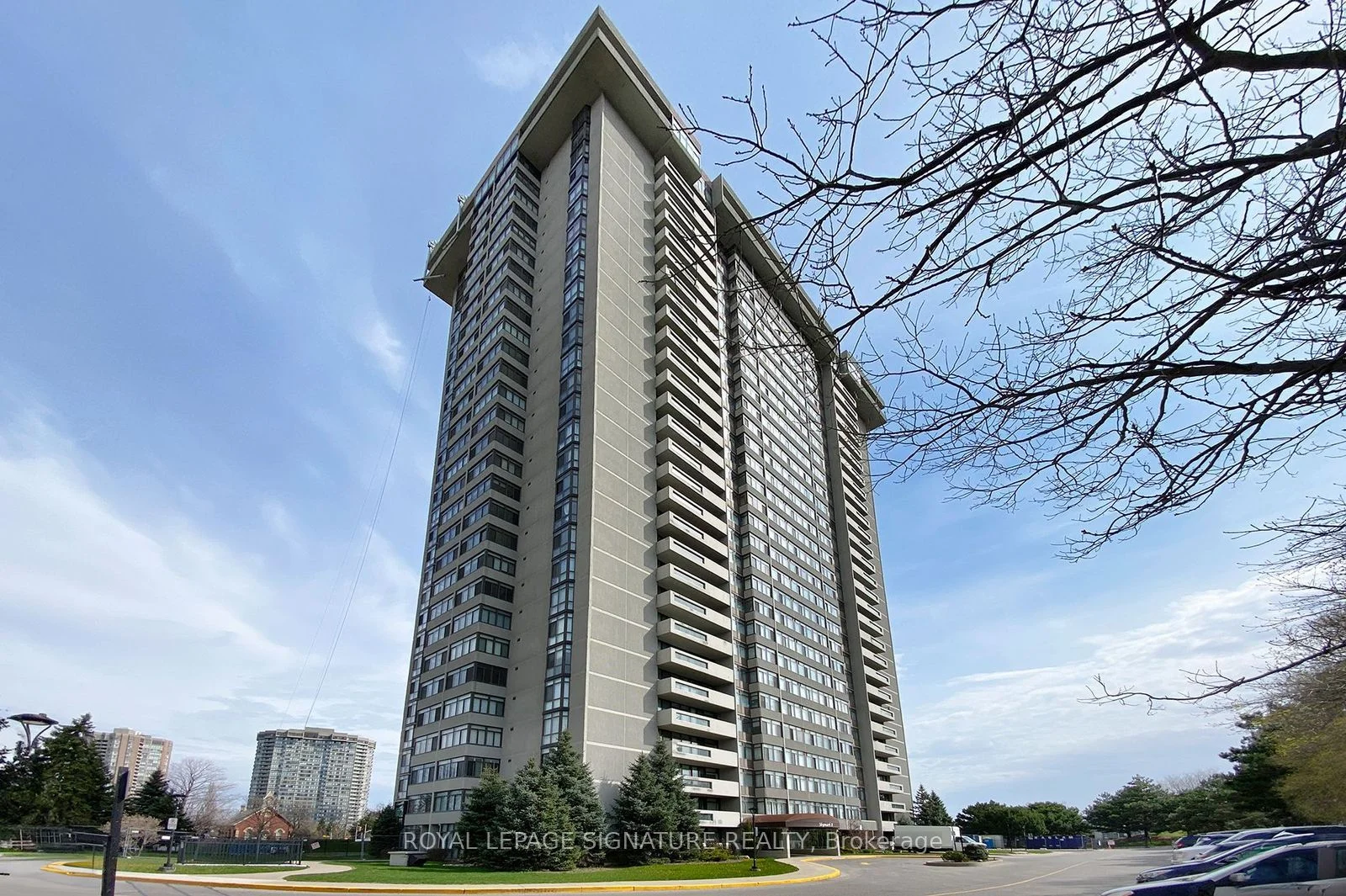 1555 Finch Avenue E 2002, Toronto C15, On M2j 4x9