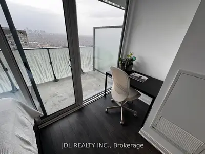 42 Charles Street E 4107, Toronto C08, On M4y 1n3