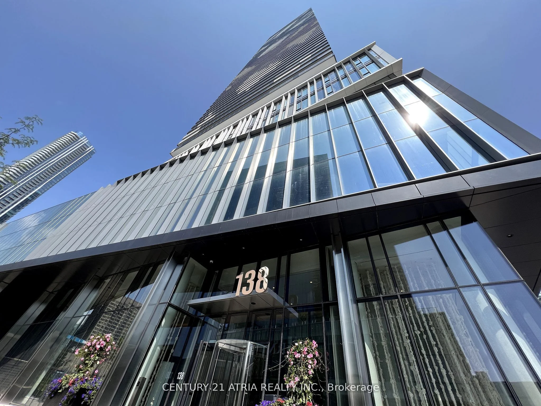 138 Downes Street 5210, Toronto C08, On M5e 0e4