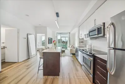 Condo Apartment in Toronto