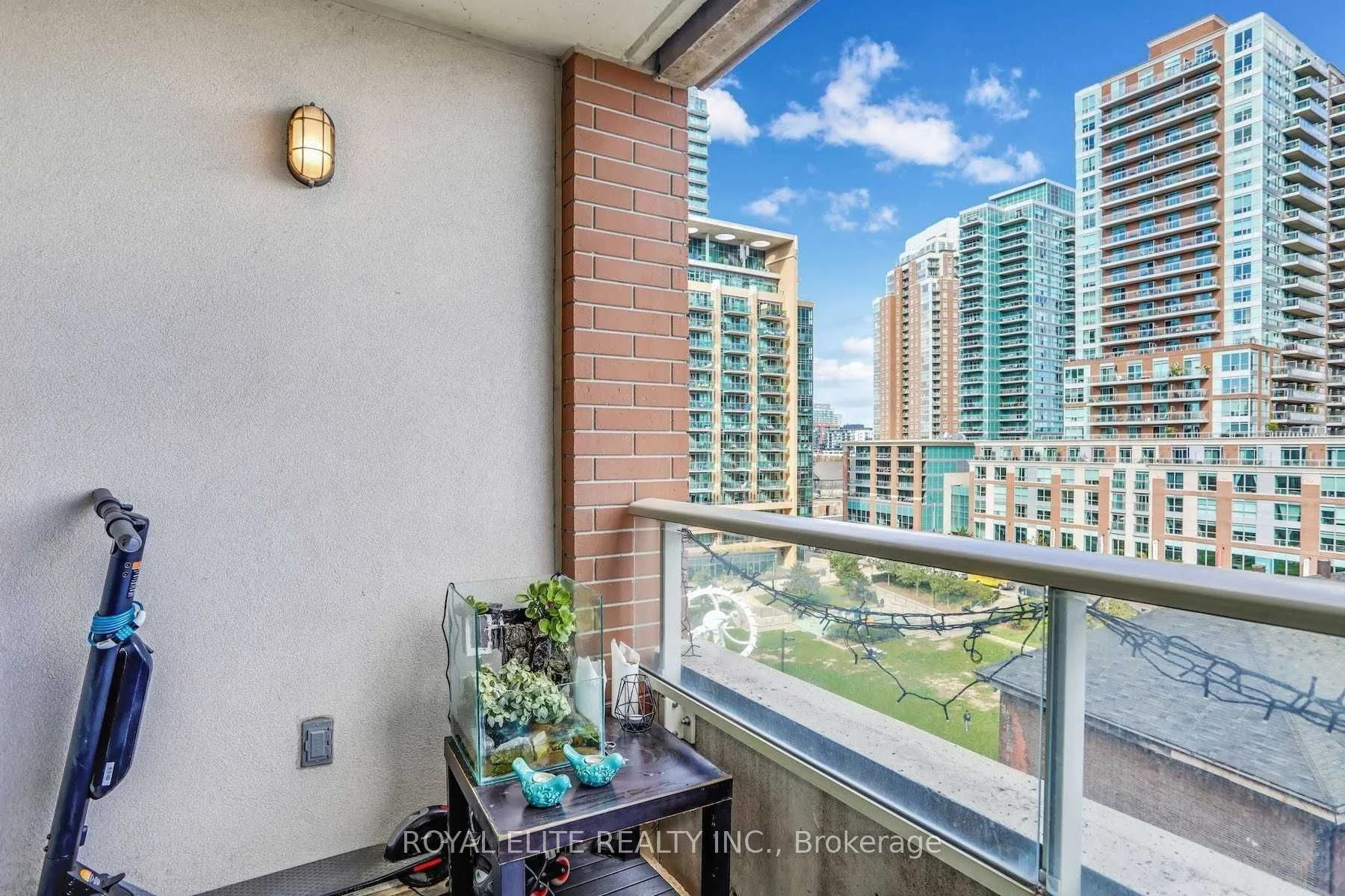 65 East Liberty Street 813, Toronto C01, ON M6K 3R2