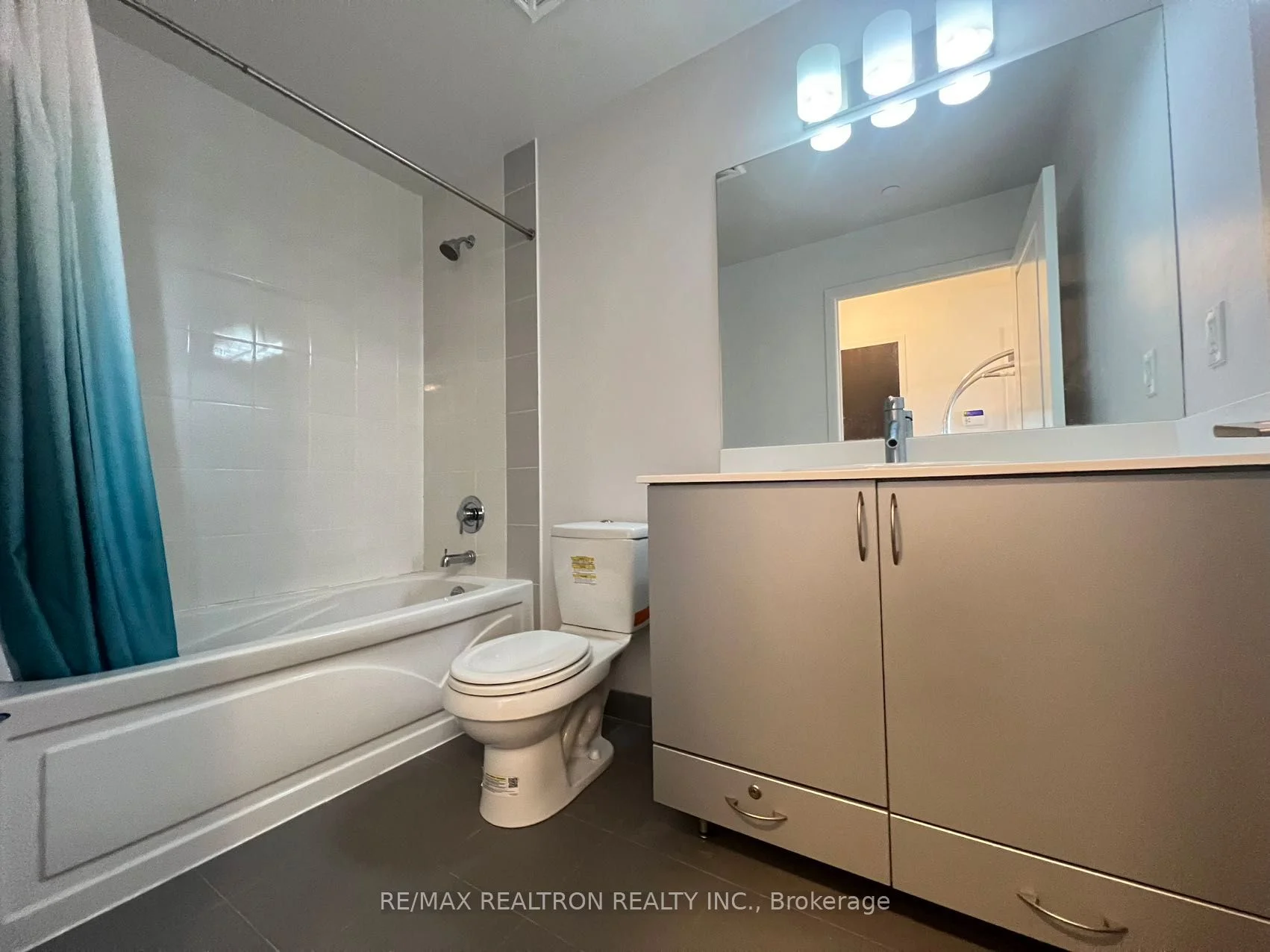 5162 Yonge Street 2708, Toronto C07, ON M2N 0G1