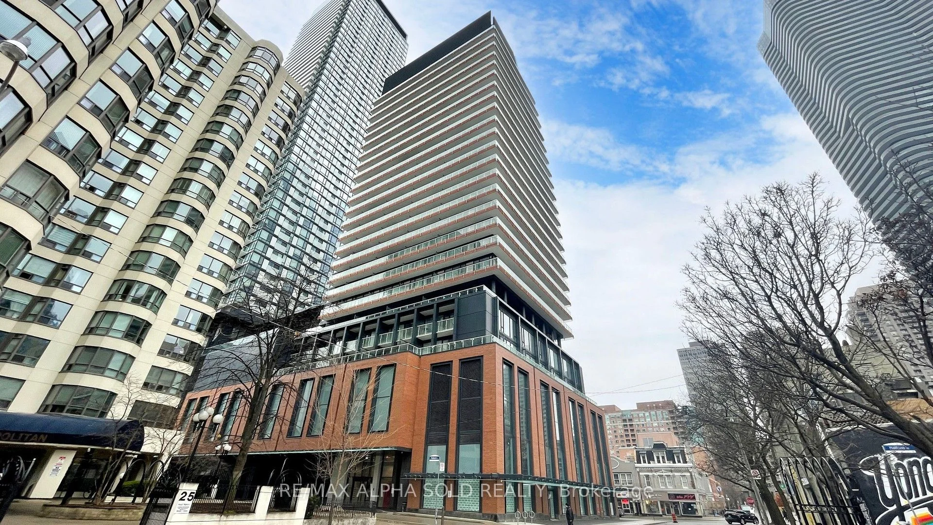 Condo Apartment in Toronto