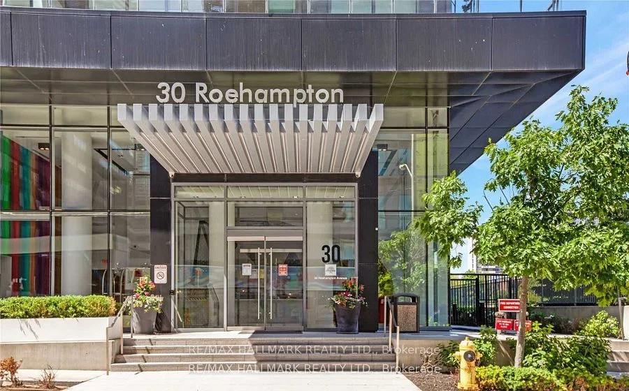 Condo Apartment in Toronto