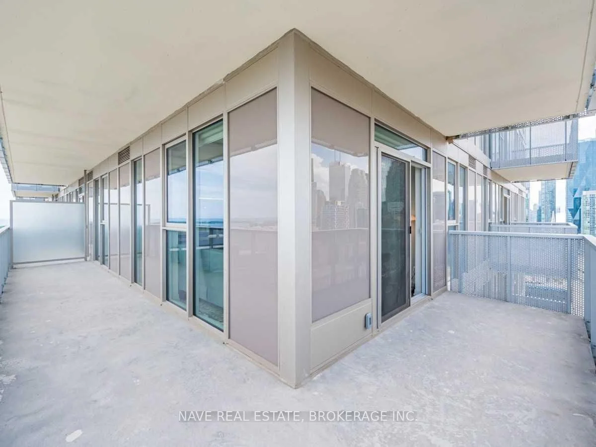 20 Richardson Street 2210, Toronto C08, ON M5V 0S6