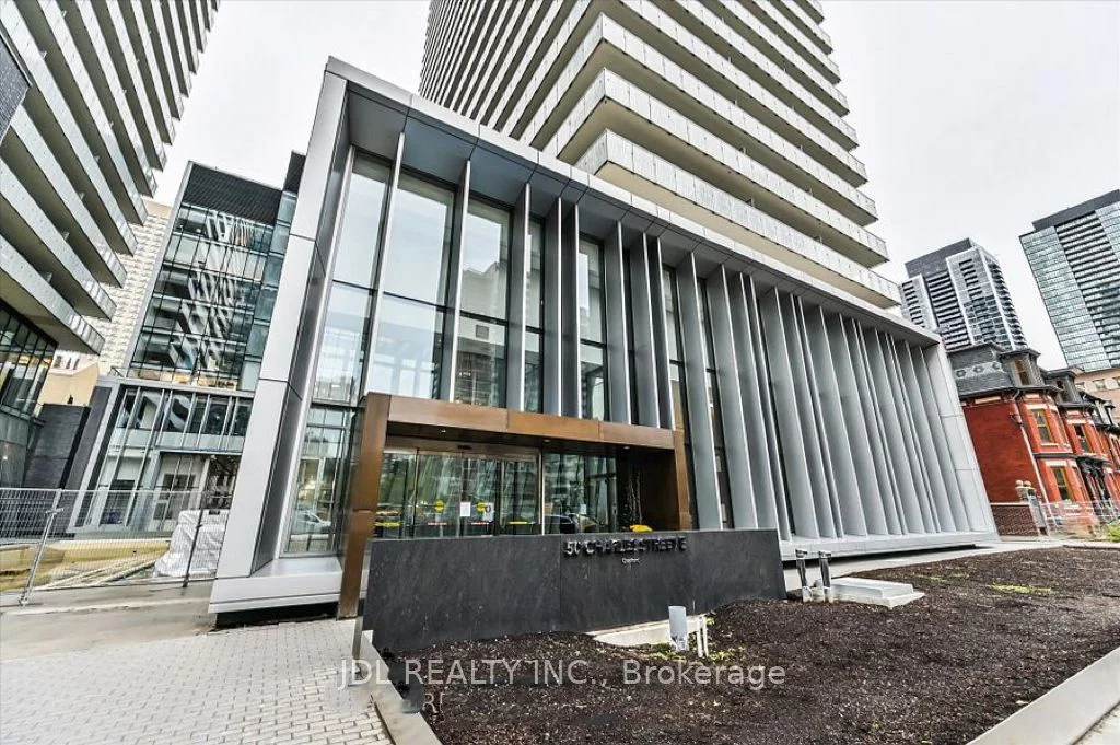 50 Charles Street E Lph4706, Toronto C08, On M4y 0c3