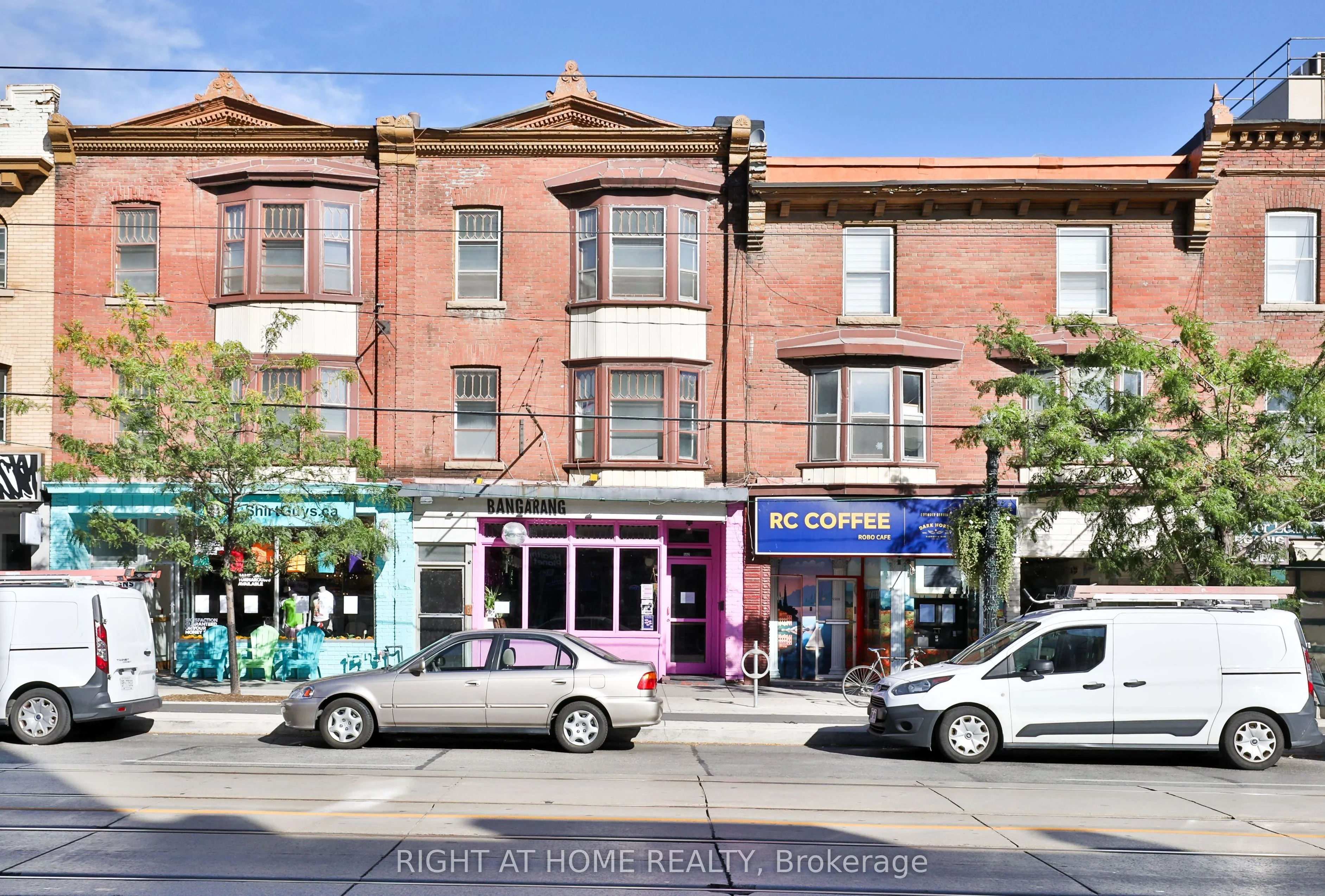 554 College Street 3f, Toronto C01, On M6g 1b1
