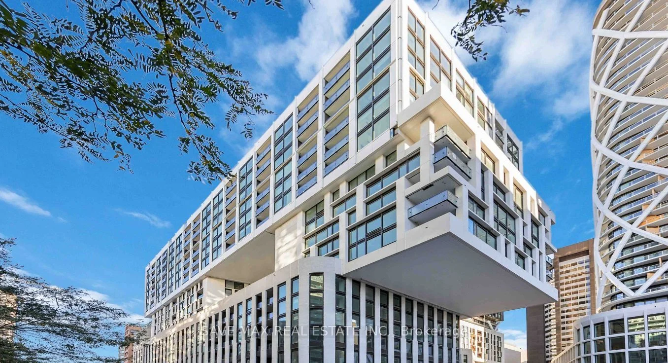 Common Element Condo in Toronto