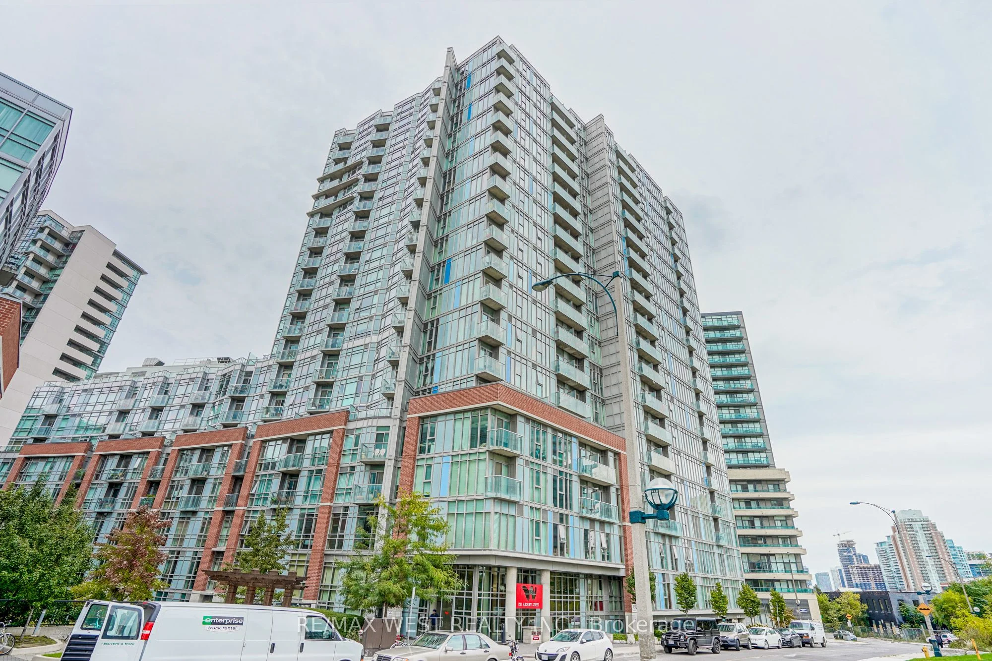 150 Sudbury Street 423, Toronto C01, On M6j 3s8