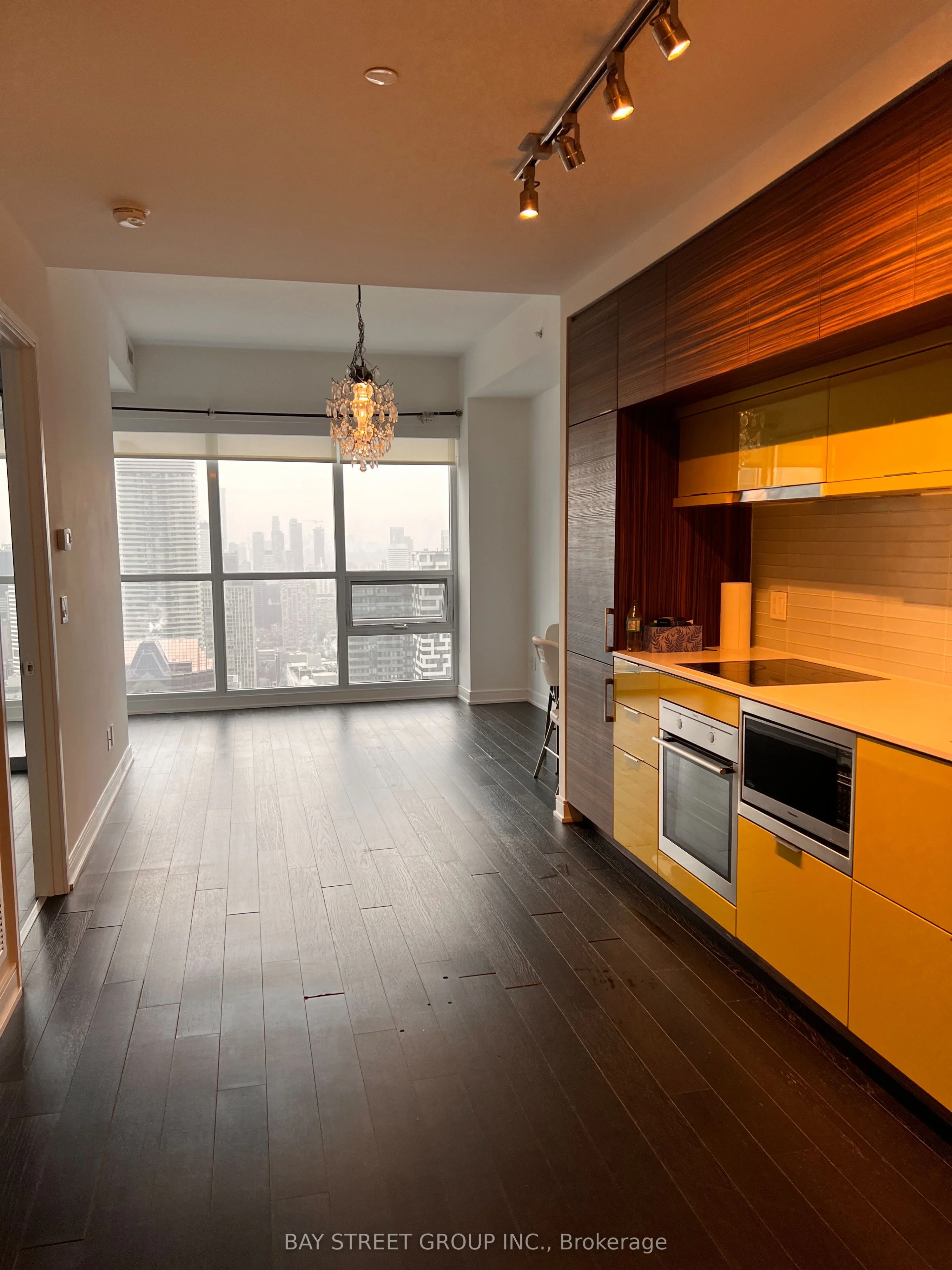 88 Scott Street 5203, Toronto C08, On M5e 0a9