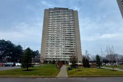 Condo Apartment in Toronto