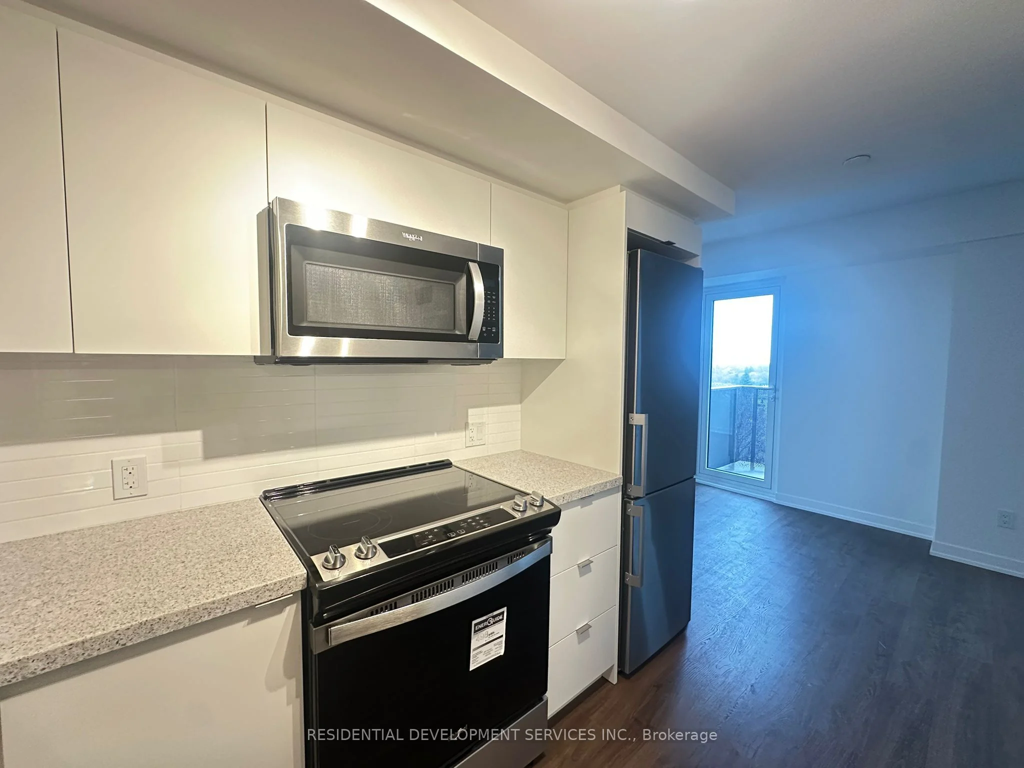 500 Wilson Avenue 910, Toronto C06, ON M3H 0E5