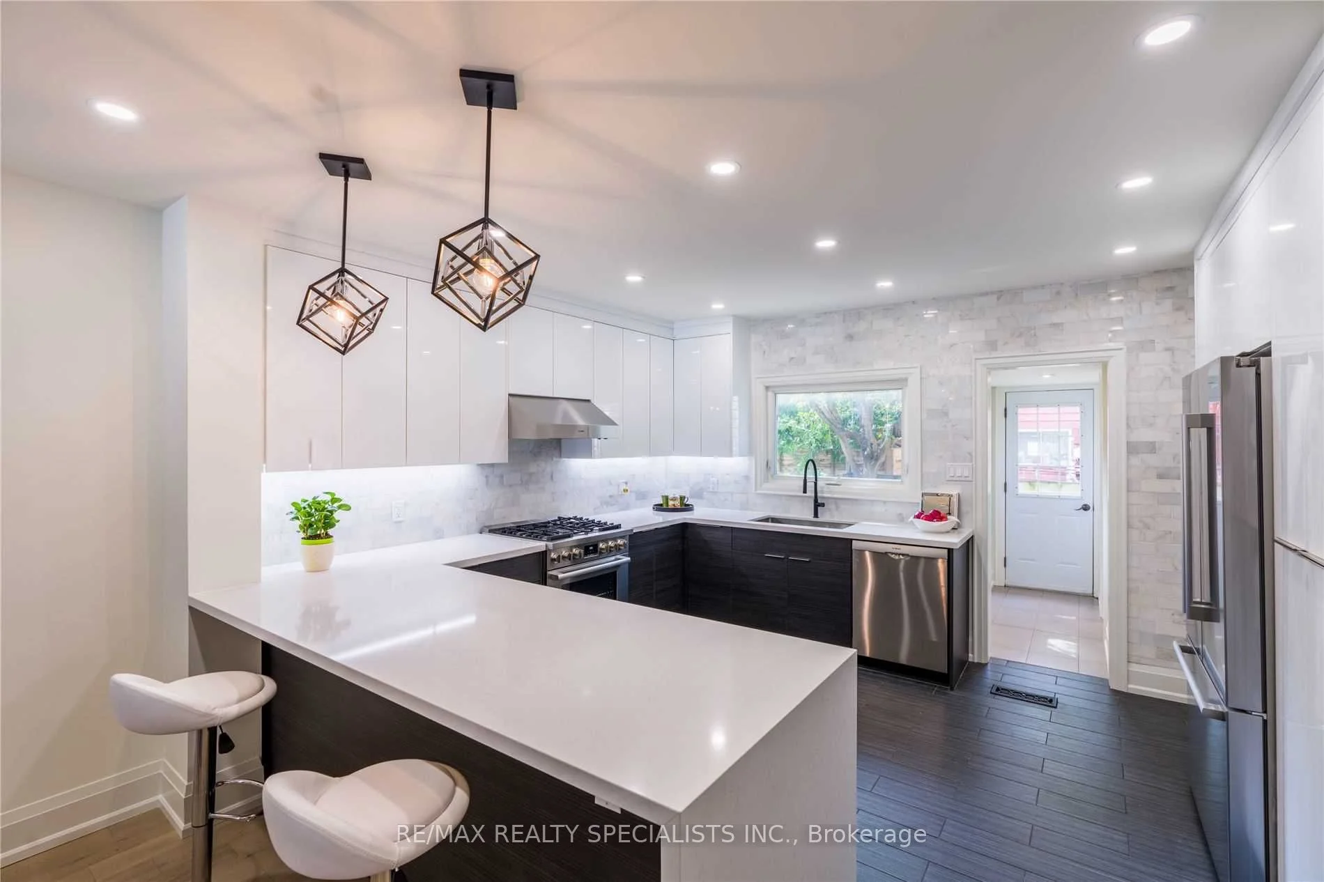 Duplex in Toronto