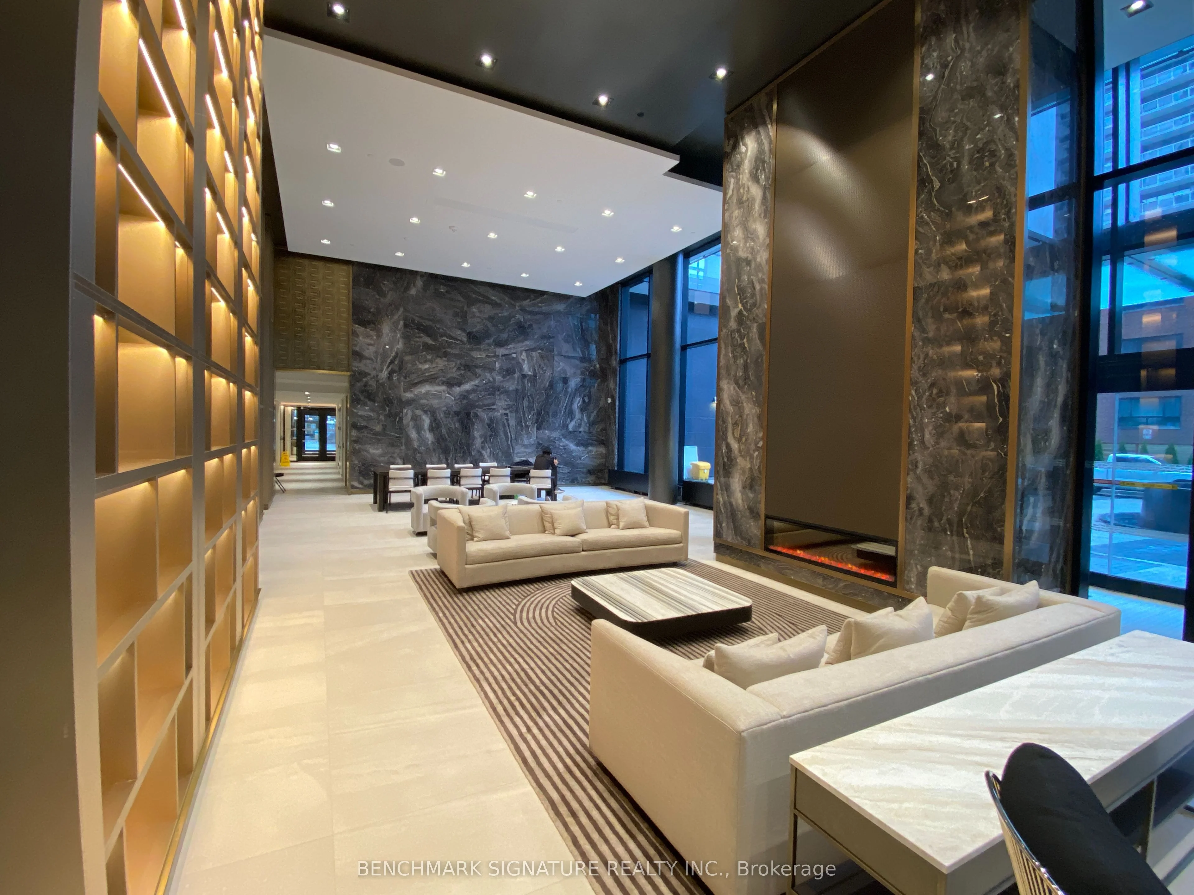 127 Broadway Avenue 2606, Toronto C10, ON M4P 1V4