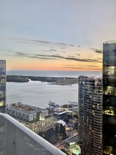 Co-op Apartment in Toronto