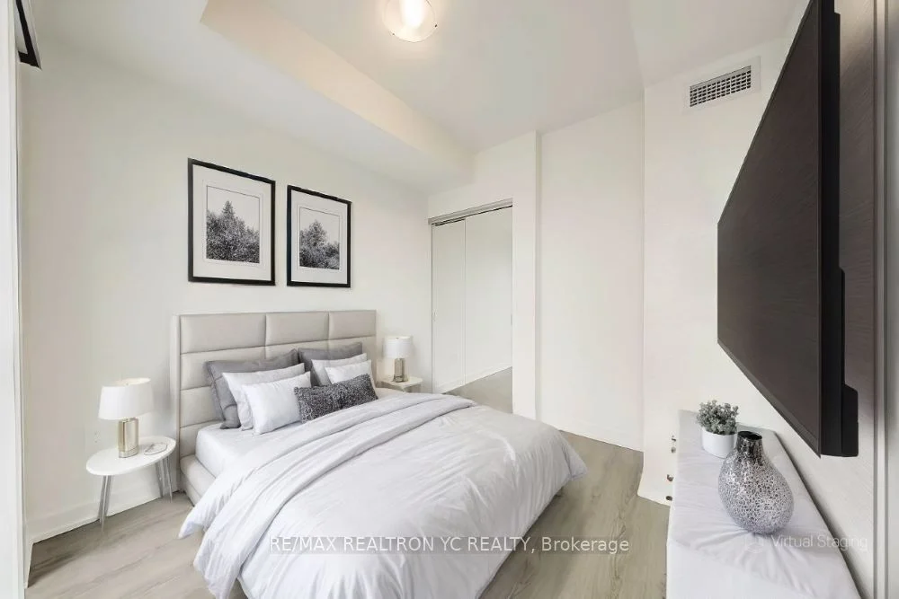 1 Yorkville Avenue 3309, Toronto C02, On M4w 0b1