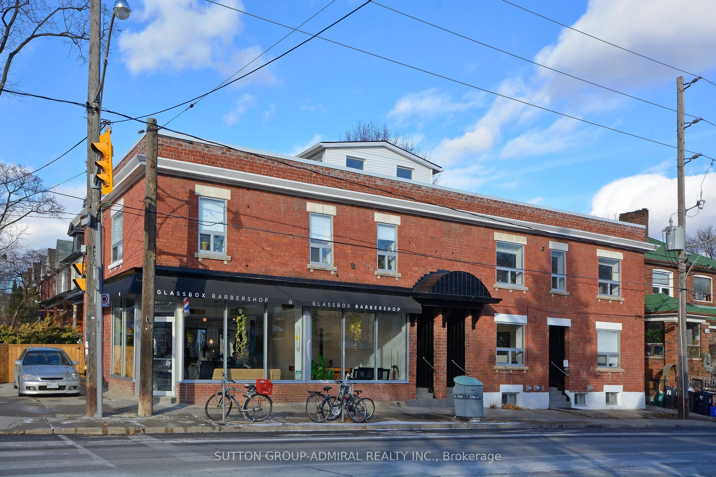 330 Harbord Street Basemen, Toronto C01, On M6g 1h2