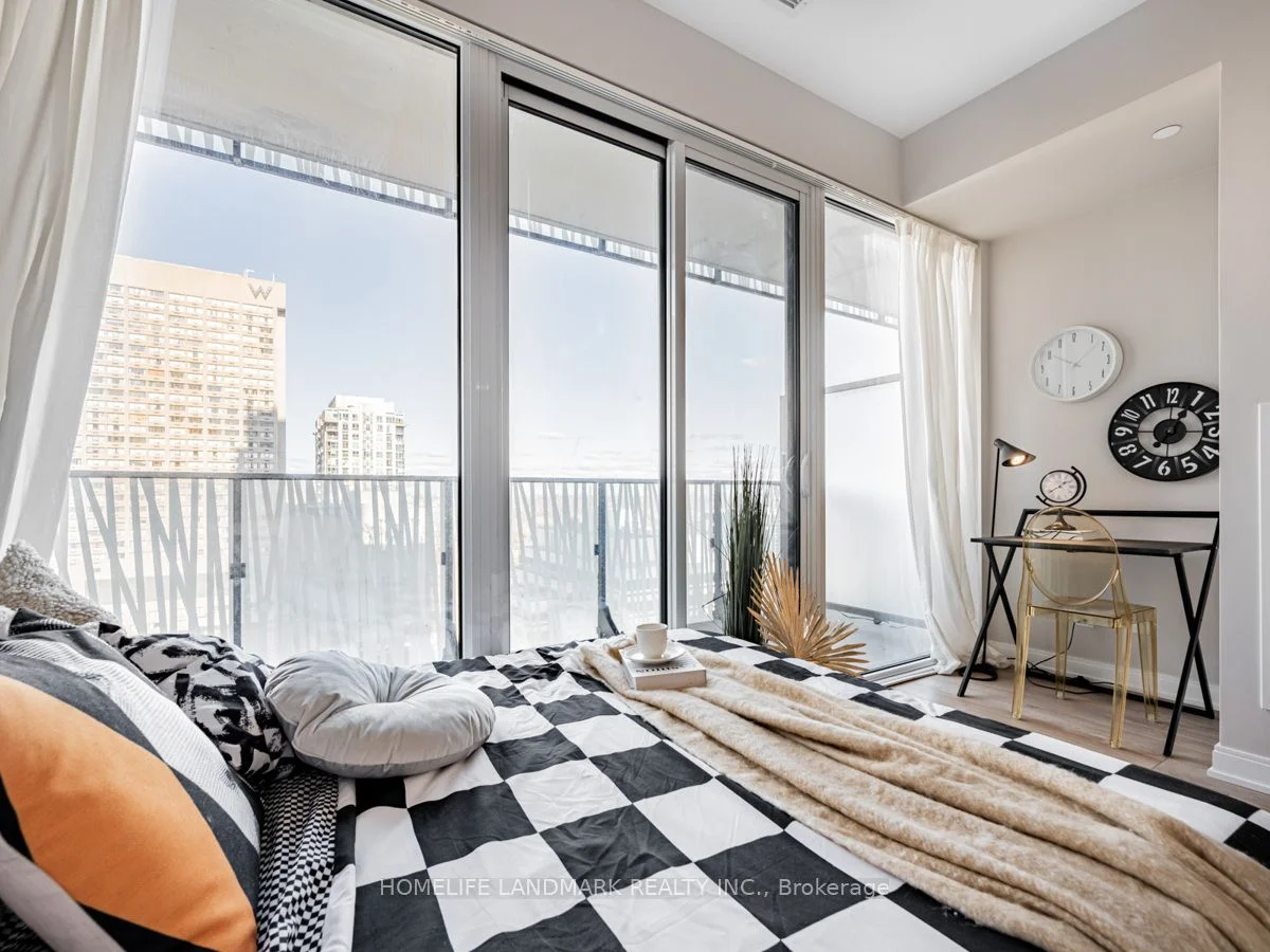 Condo Apartment in Toronto
