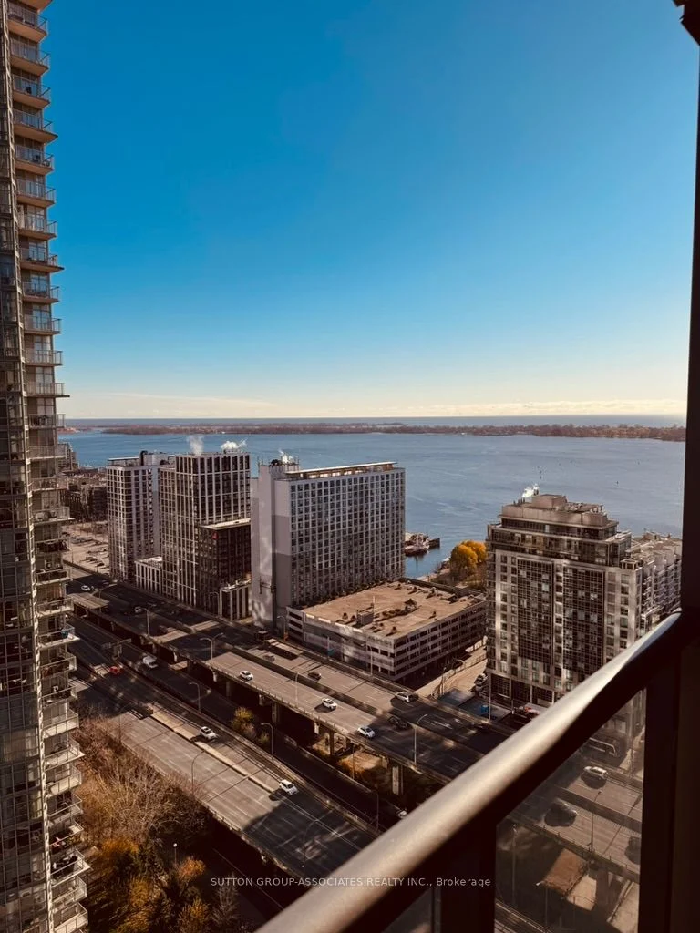 11 Brunel Court 3207, Toronto C01, On M5v 3y3