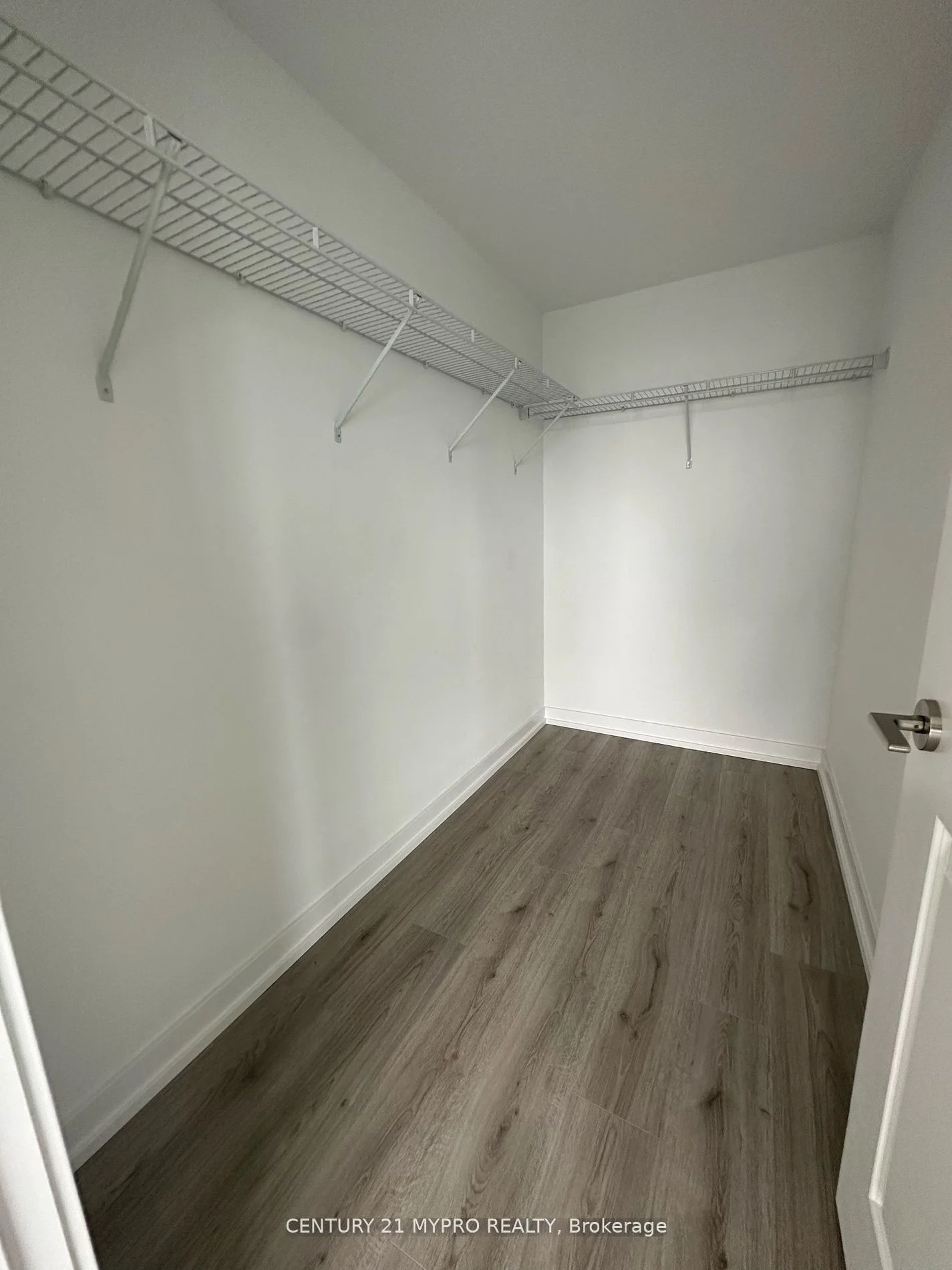 395 Bloor Street E 3803, Toronto C08, ON M4W 1H7