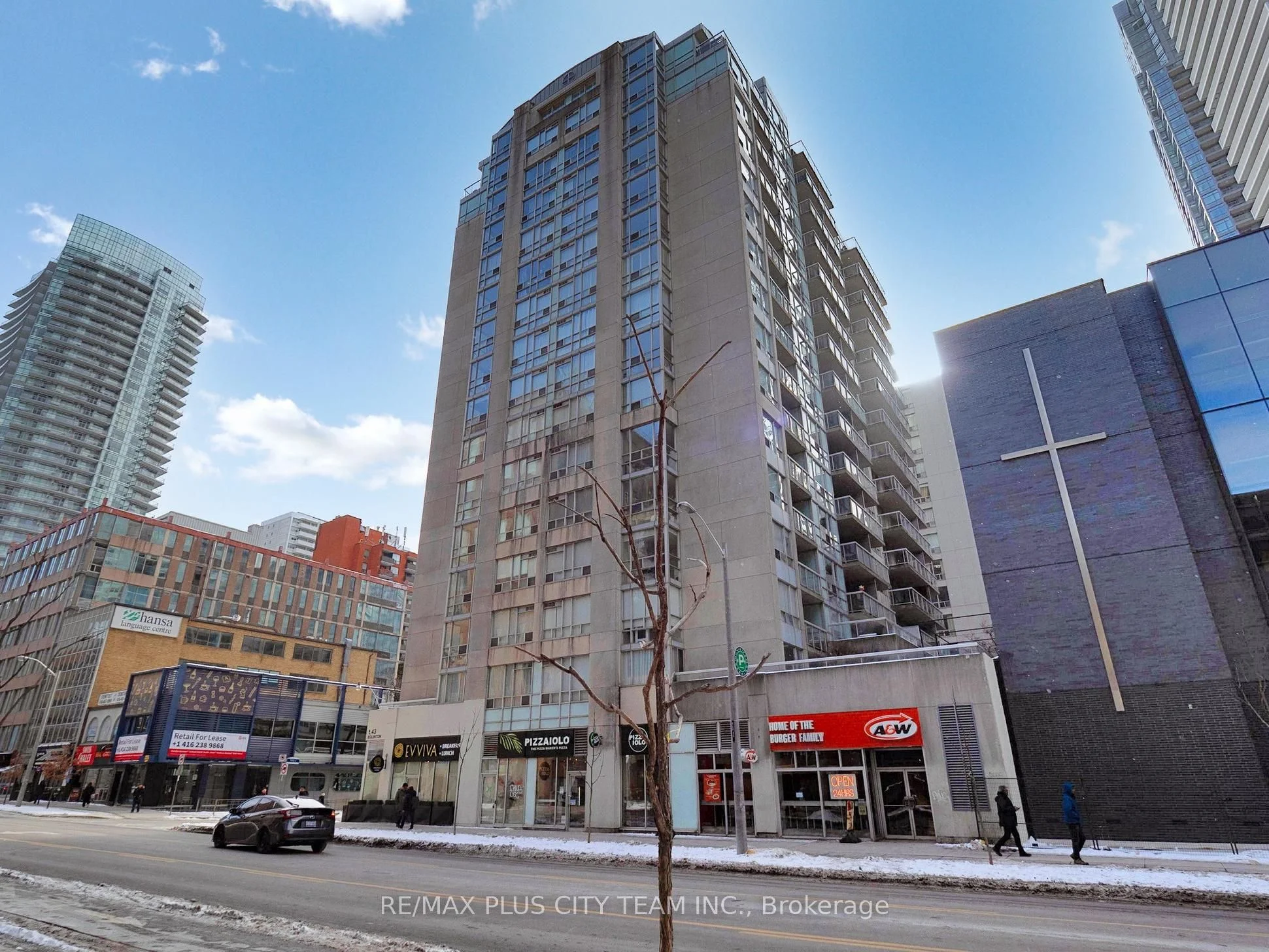 43 Eglinton Avenue E 205, Toronto C10, On M4p 1a2