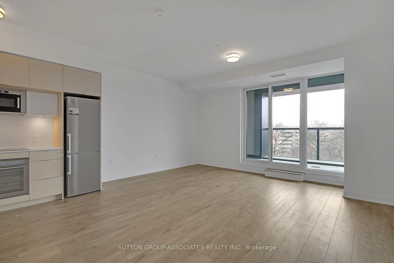585 Bloor Street E 327, Toronto C08, ON M4W 0B3