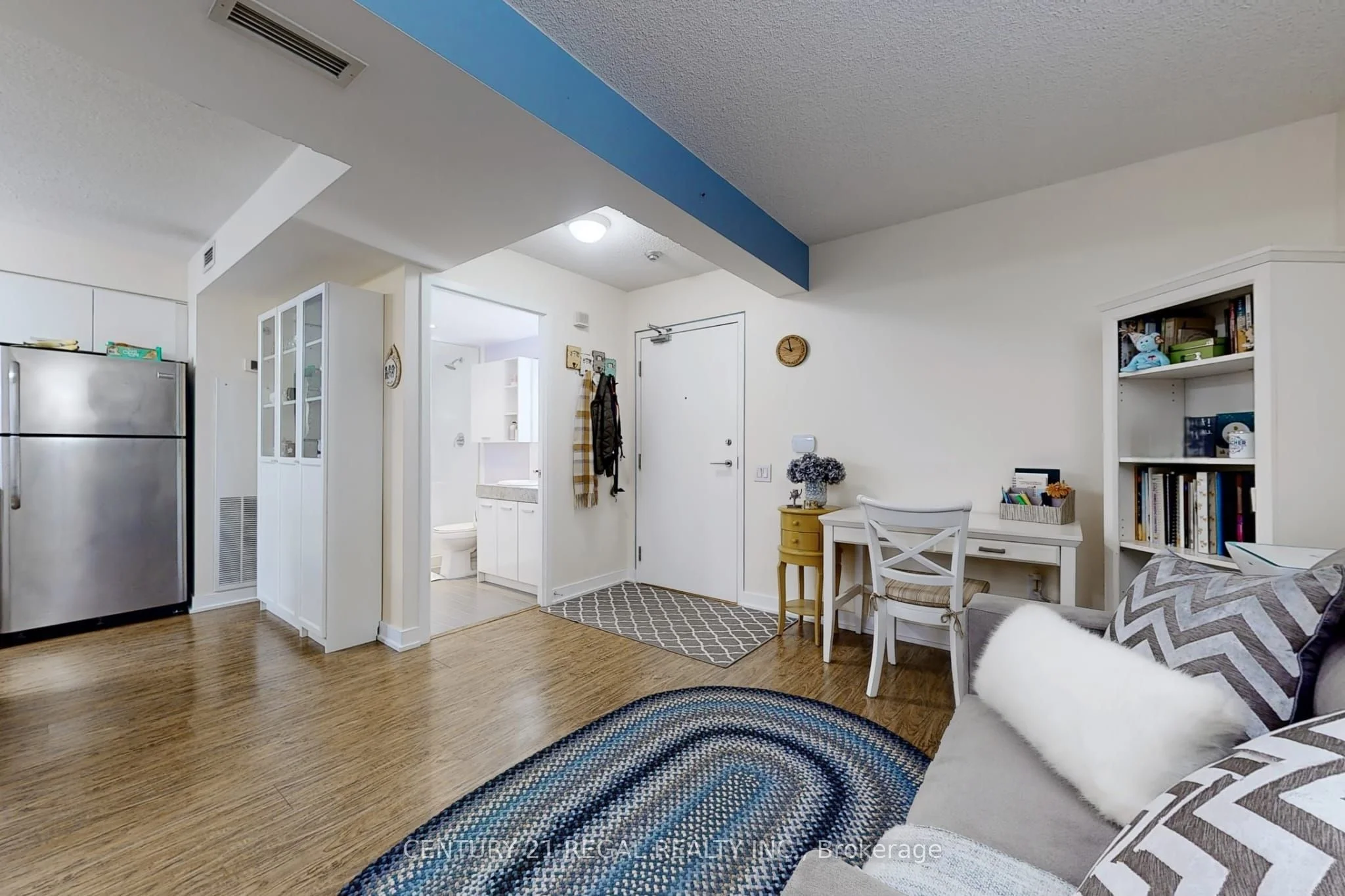 19 Singer Court 1119, Toronto C15, ON M2K 0B2