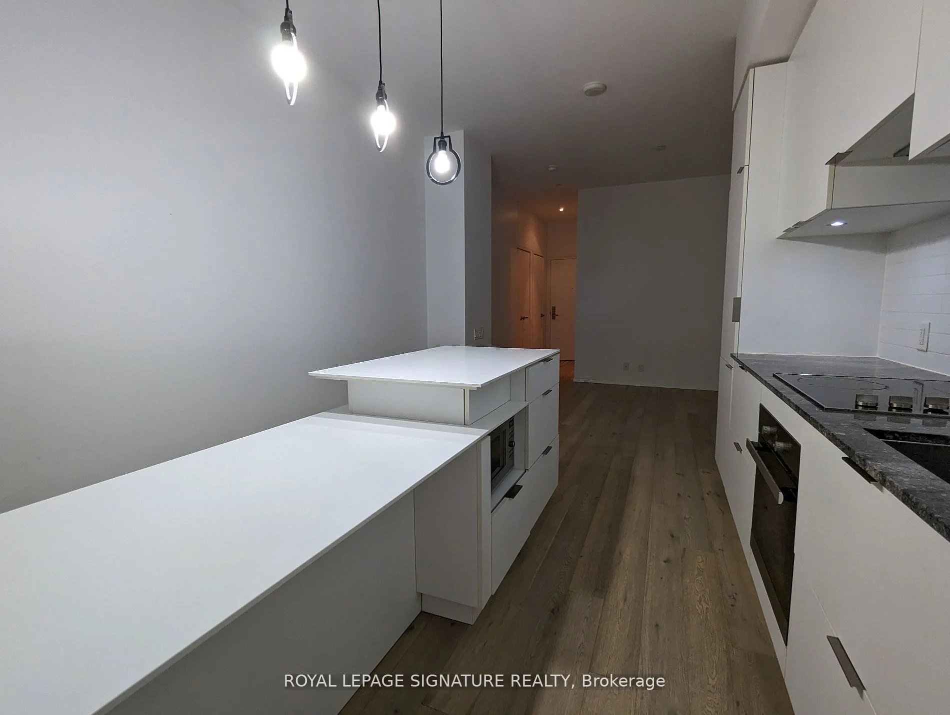 5 St Joseph Street 315, Toronto C01, On M4y 0b6